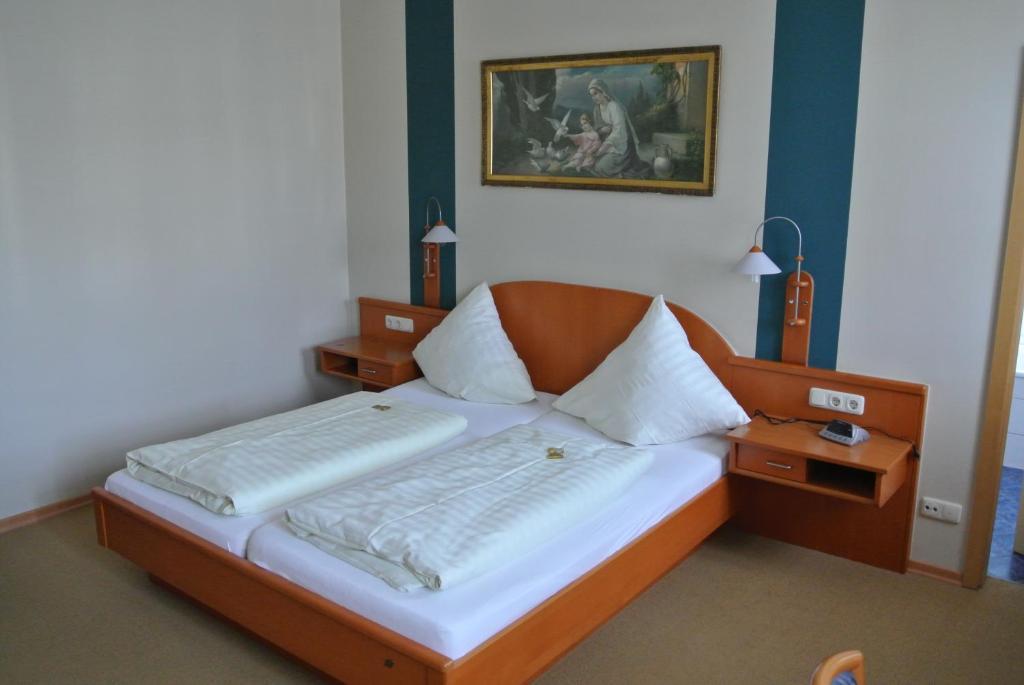 Hotel Daimerwirt Moosinning Zimmer foto
